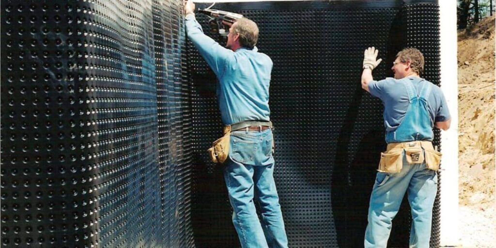 Retaining Wall Projects of Drainage With the Help of Dimple Boards