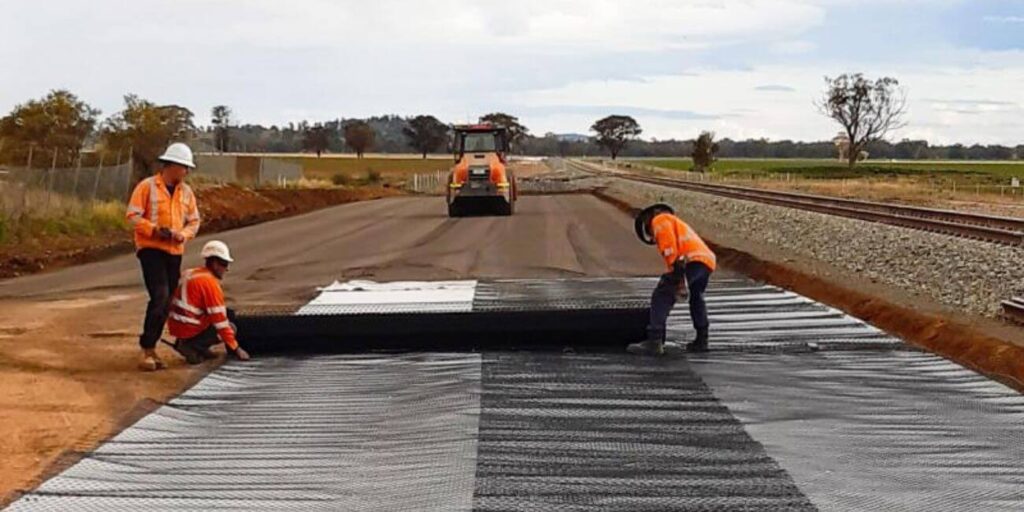 Road Construction With Geotextile Fabric For Sale